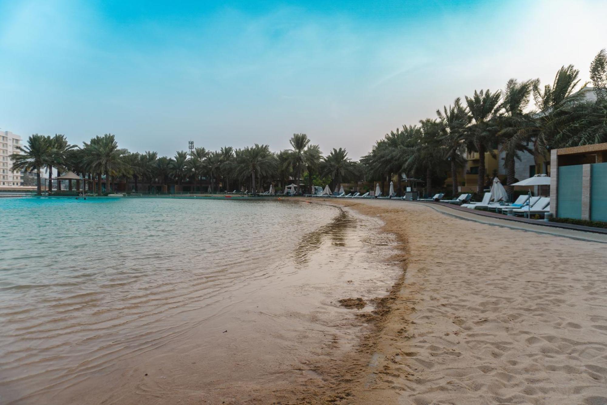 Palavra Resort Манама Екстер'єр фото Al-Bateen beach