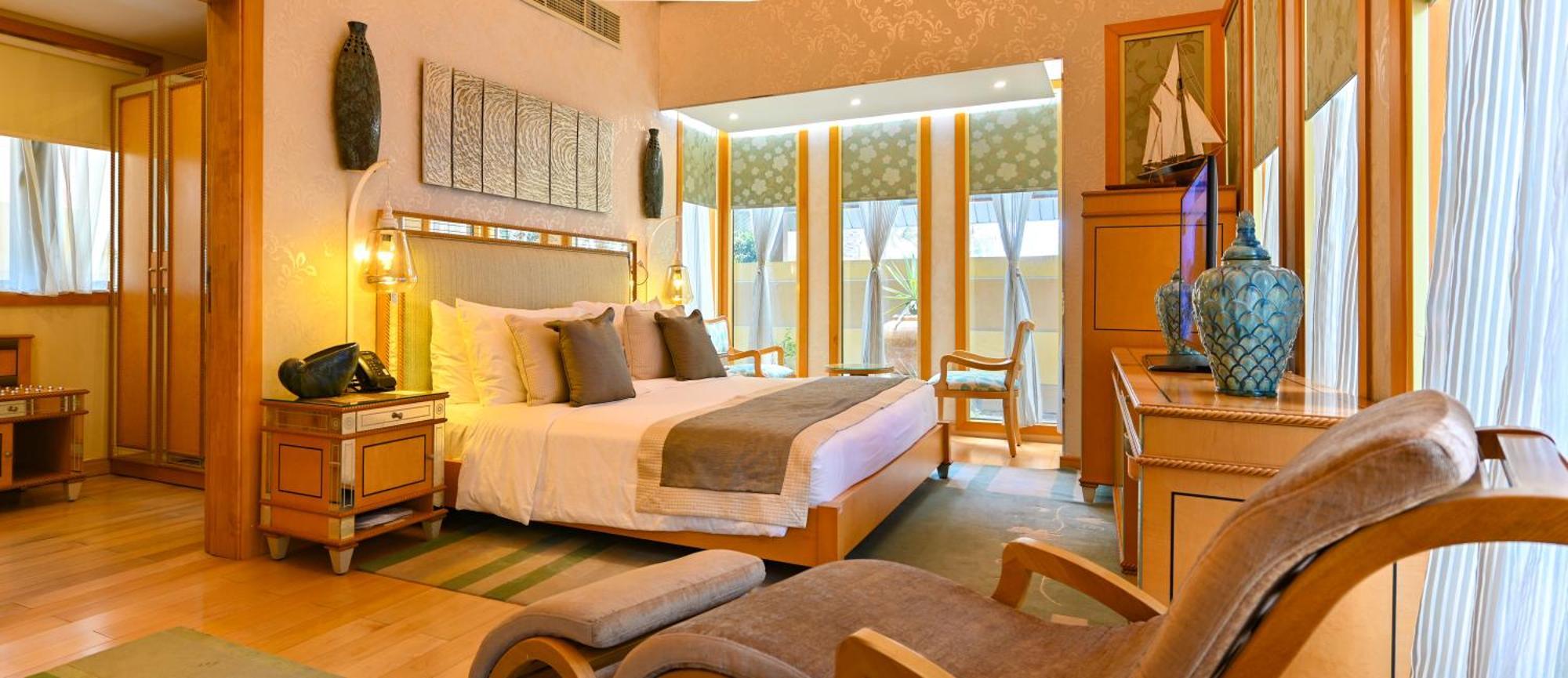 Palavra Resort Манама Екстер'єр фото A bedroom at the Taj Bengal